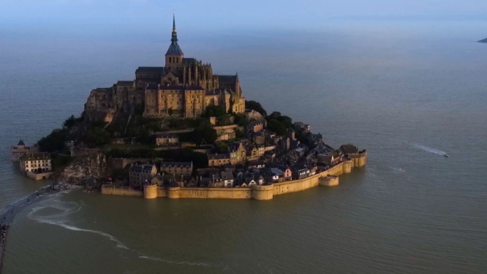 Mont Saint-Michel, the island abbey shaped by tides